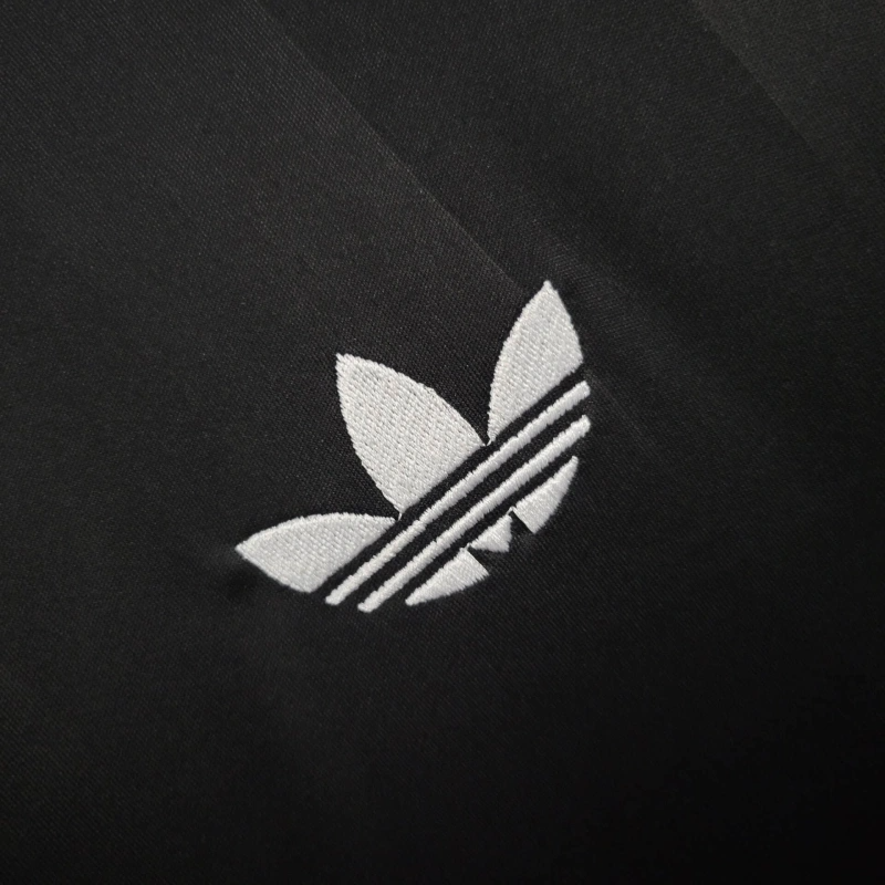 Camisa Liverpool Goleiro 25/26 Preta