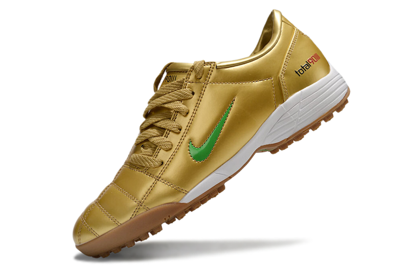 Chuteira Nike Total 90 Society