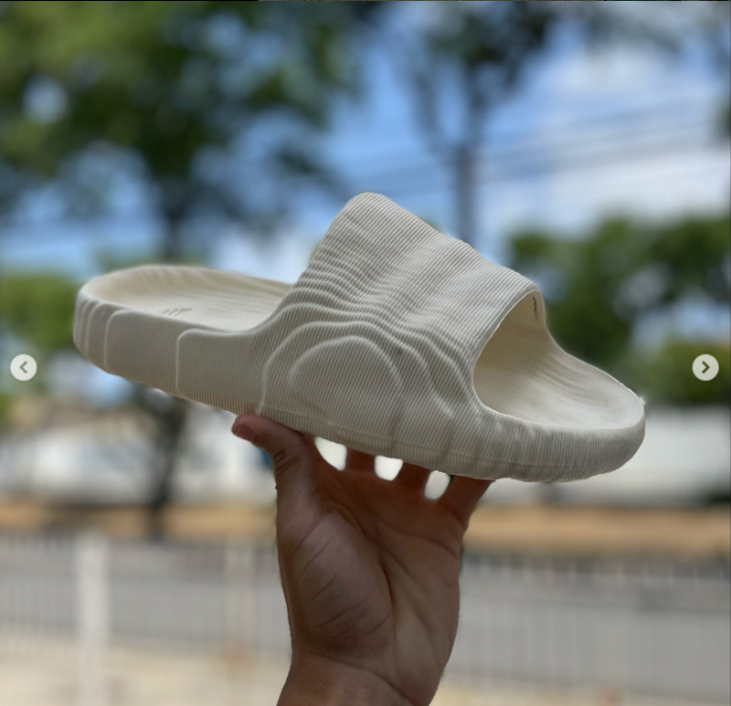 Chinelo Slide Adidas ADILETTE